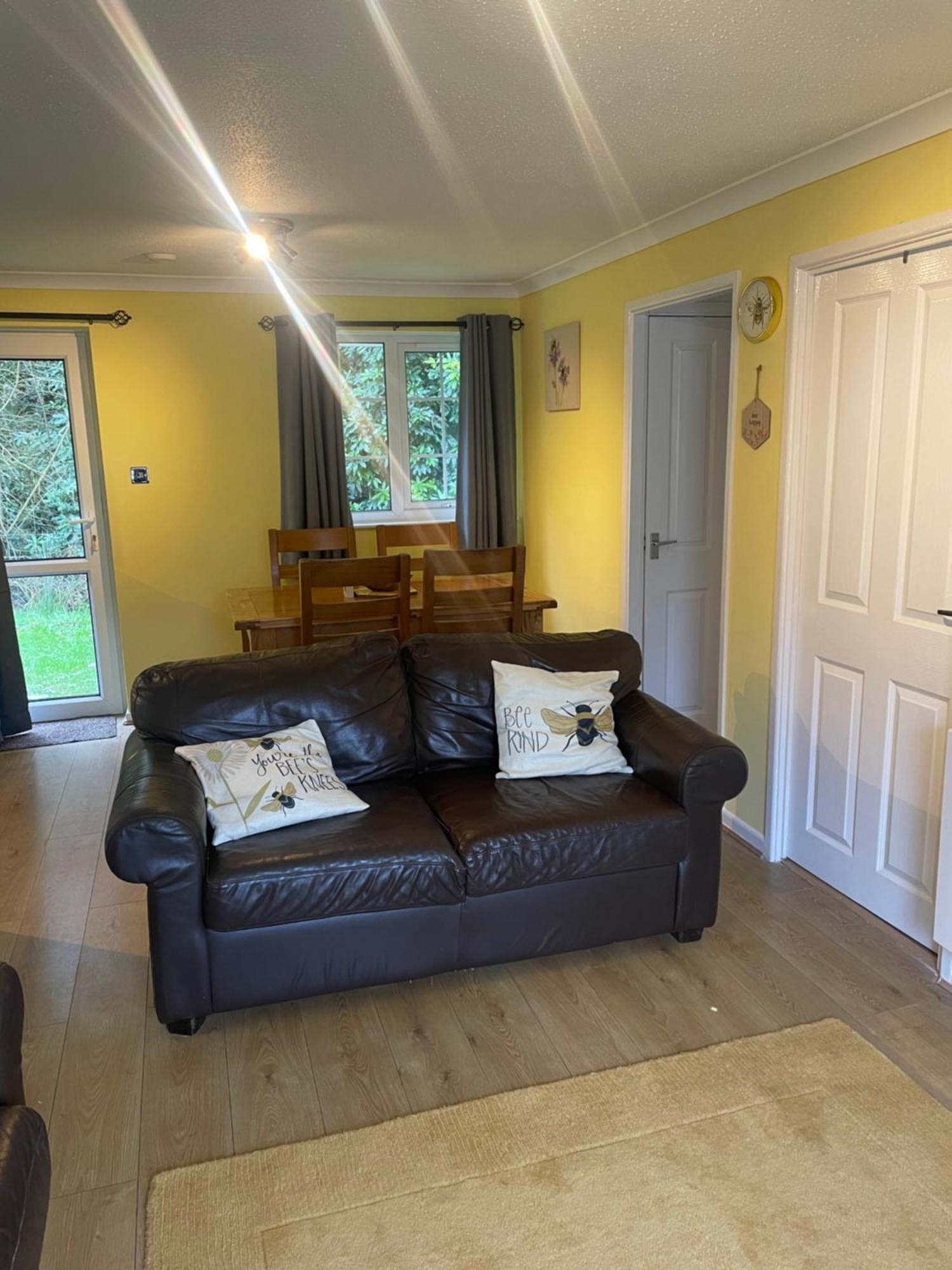 Bumblebee Lodge Saint Cleer Eksteriør bilde